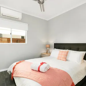 Couette-café Estilo, Cairns
